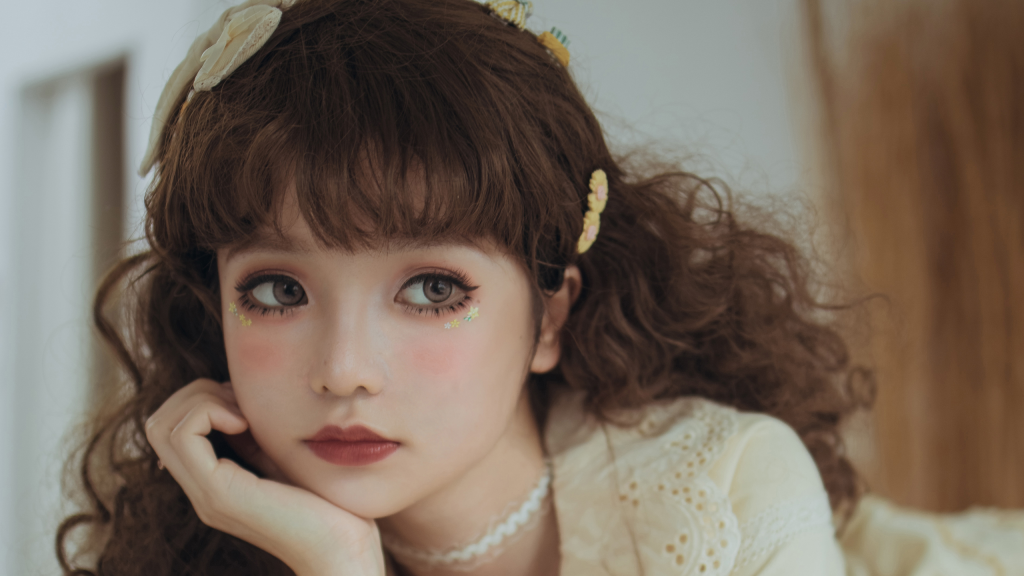 精美洛丽塔少女养眼电脑桌面壁纸图片