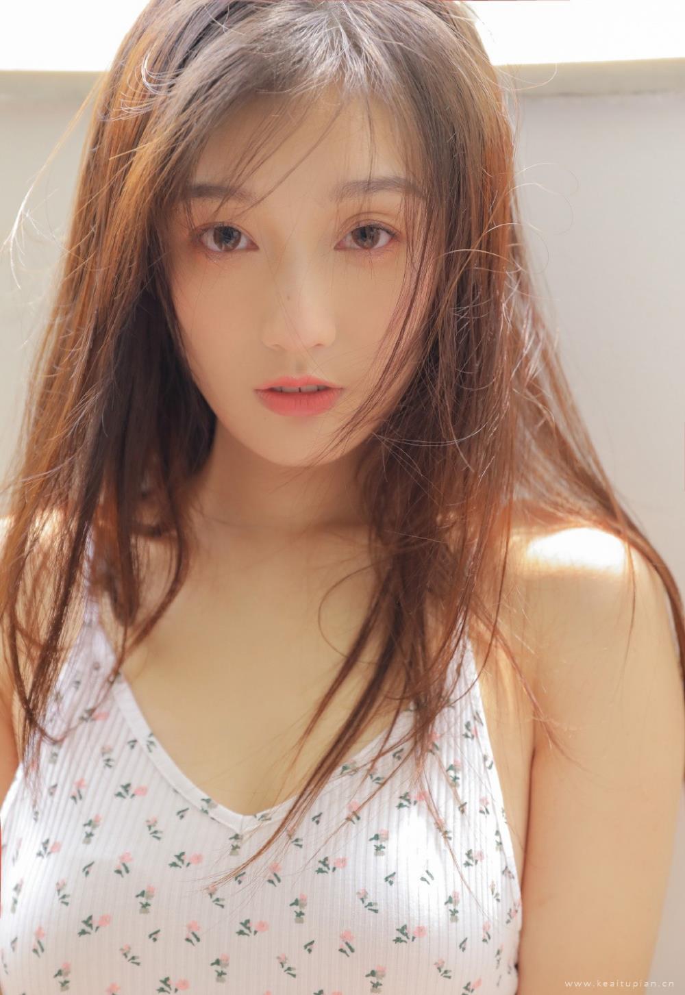 精选清纯唯美的气质女生性感高清写真图片