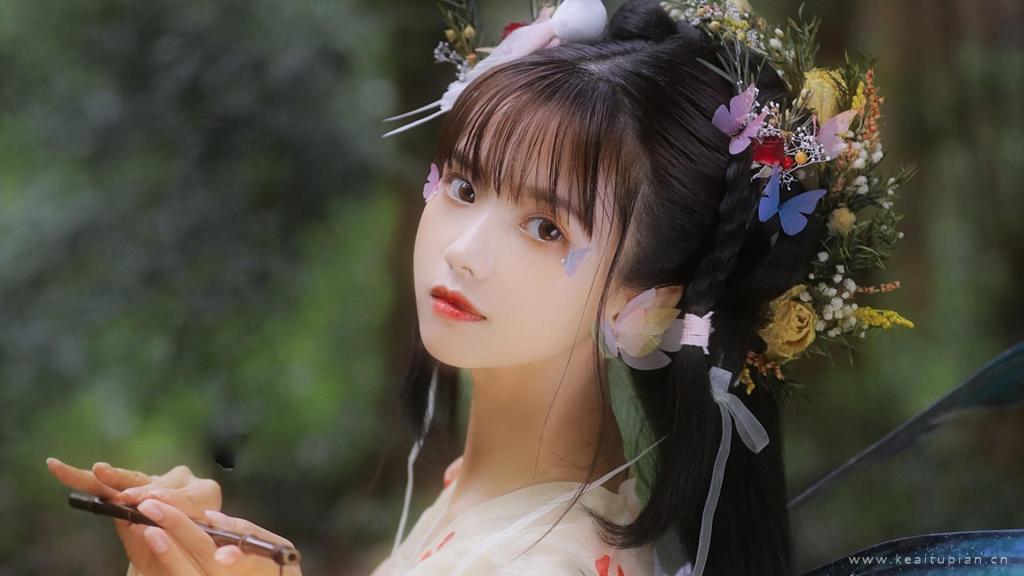 气质翩翩的汉服少女超美意境写真壁纸图片大全