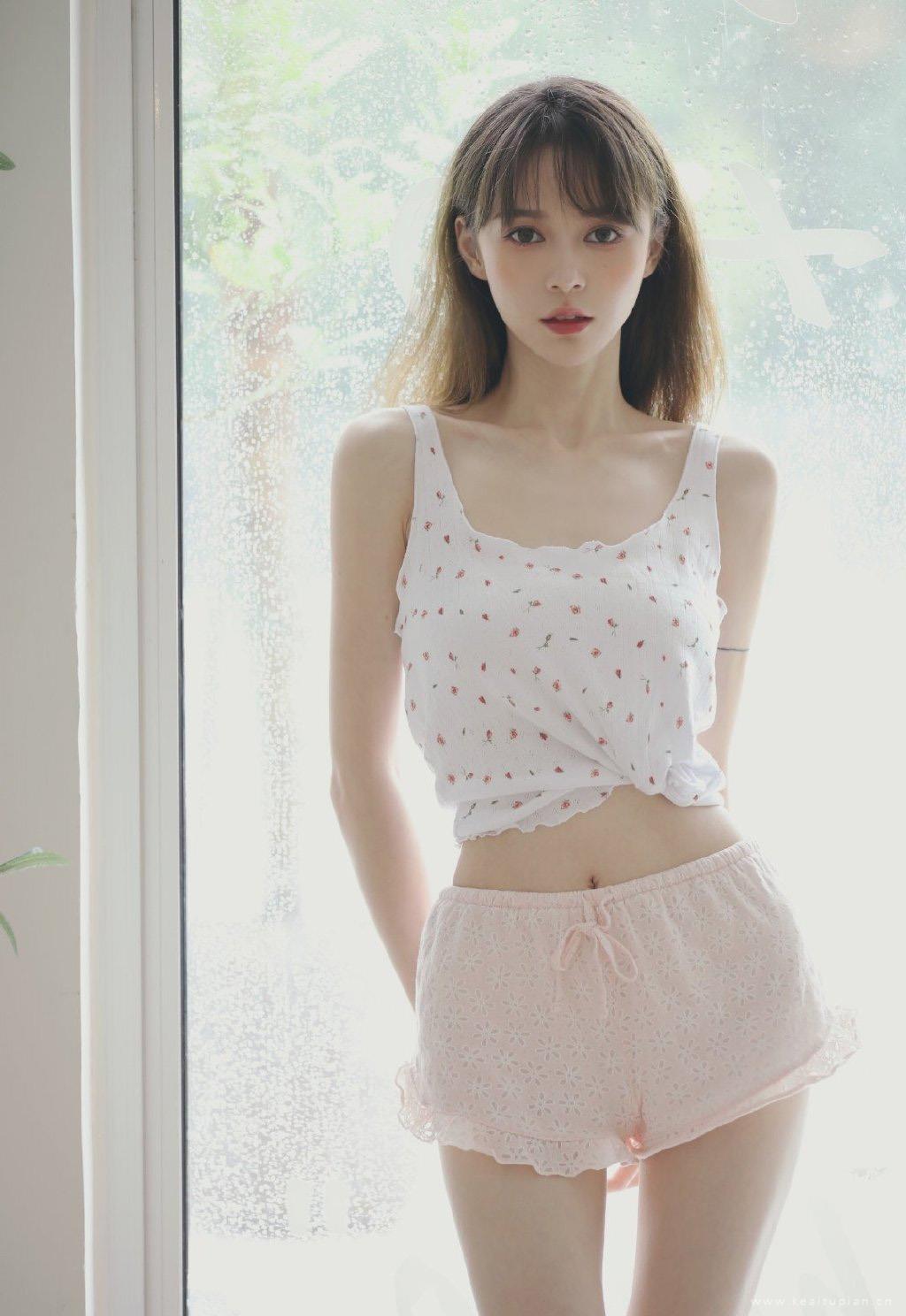 清纯可人的温柔氧气美女写真图片大全