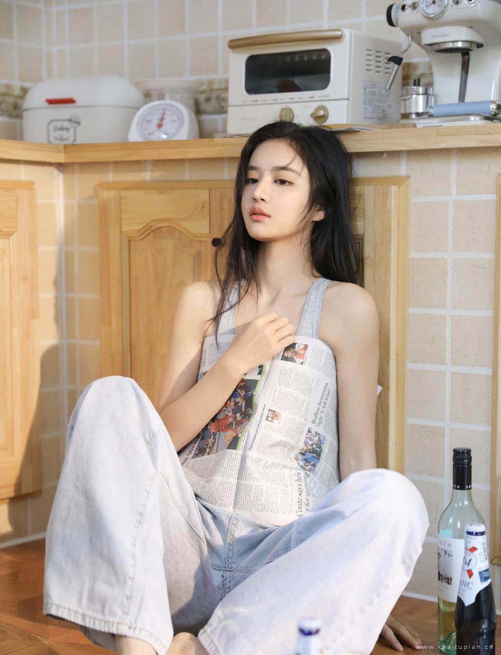 超美性感白皙少女高清私房写真图片大全