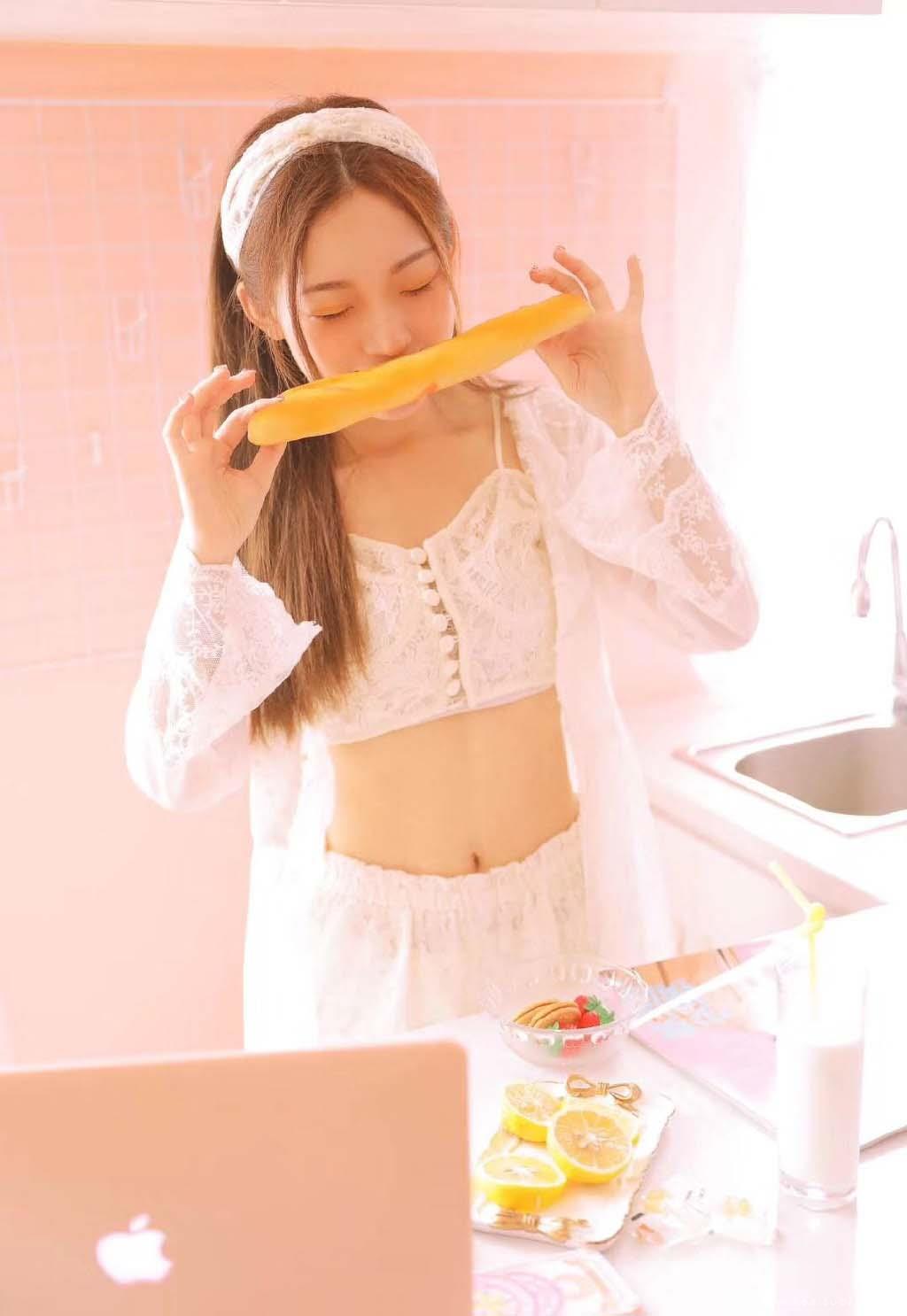 韩国性感小厨娘诱人唯美私房写真