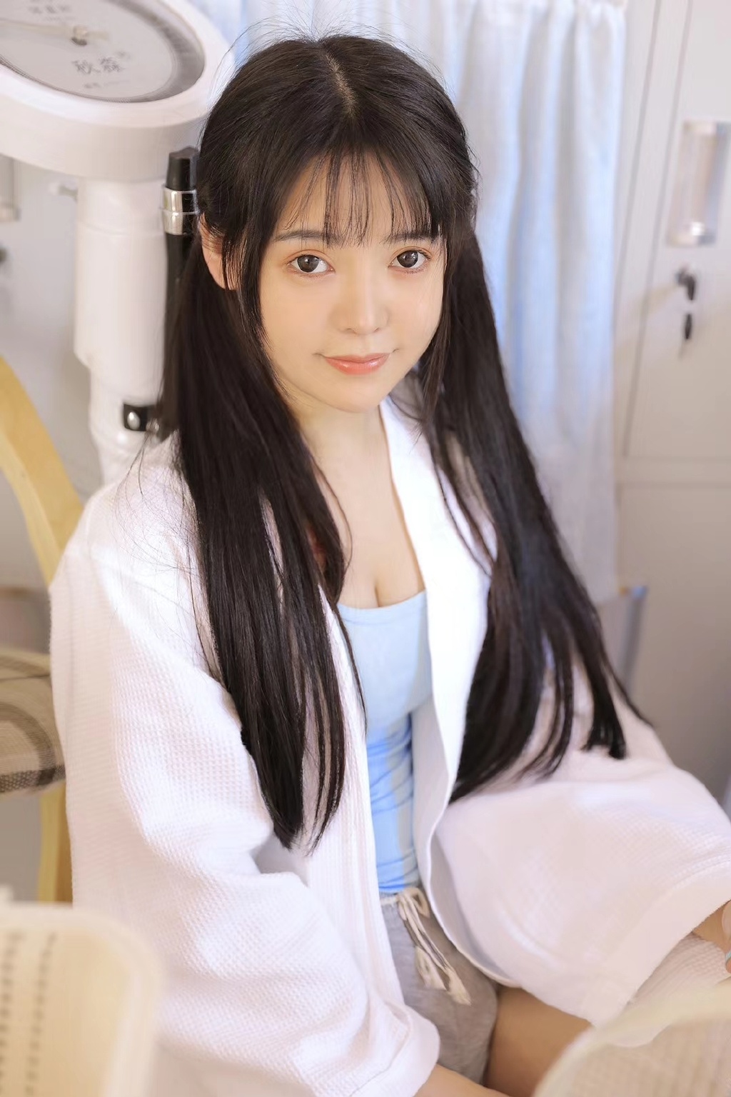精选丰满美女诱人身材私房性感写真图片大全