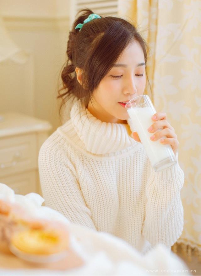 好看阳光美女明媚娇艳可人私拍图片