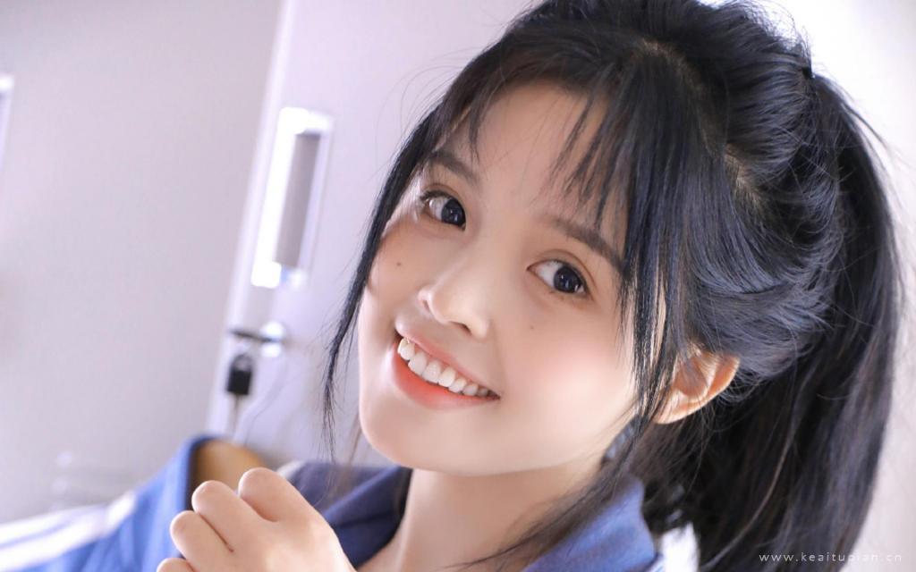 校服元气少女可爱甜美高清写真电脑壁纸