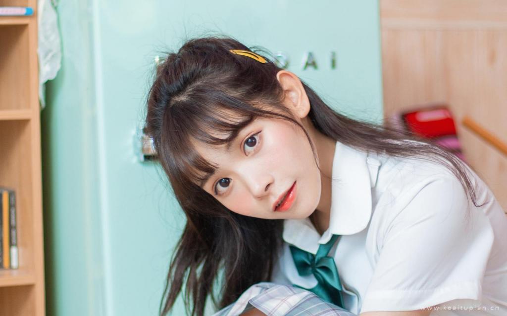 可爱清纯日系学生美女JK制服私房写真图片