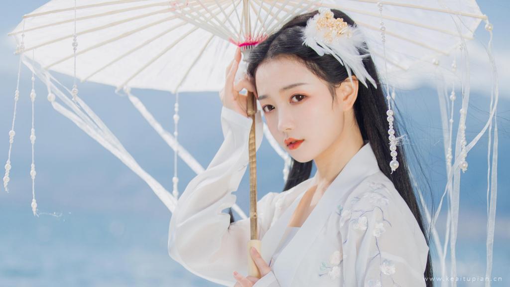 仙气飘飘的古风汉服美女唯美写真图片桌面壁纸