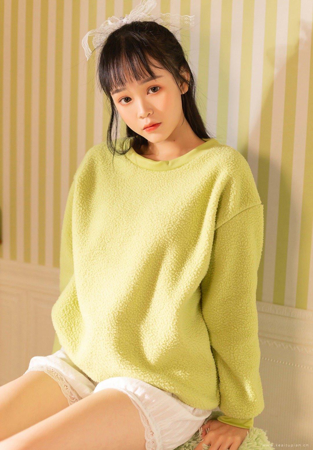 可爱白丝美女迷人养眼私房图片写真大全