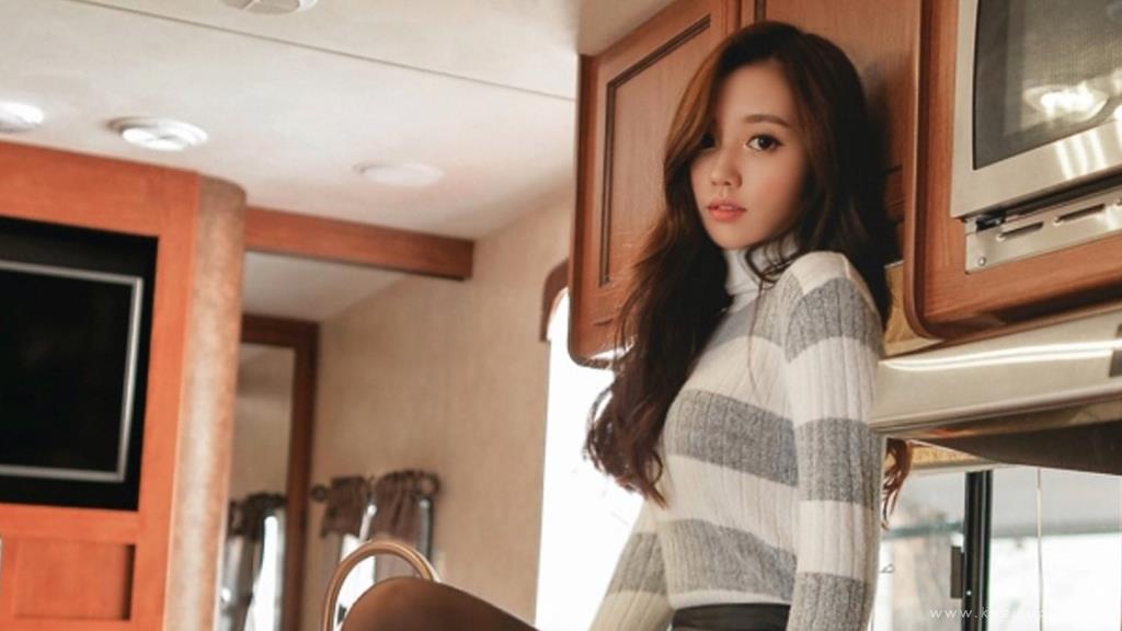 精选韩系美女居家黑丝迷人诱惑写真图片桌面壁纸