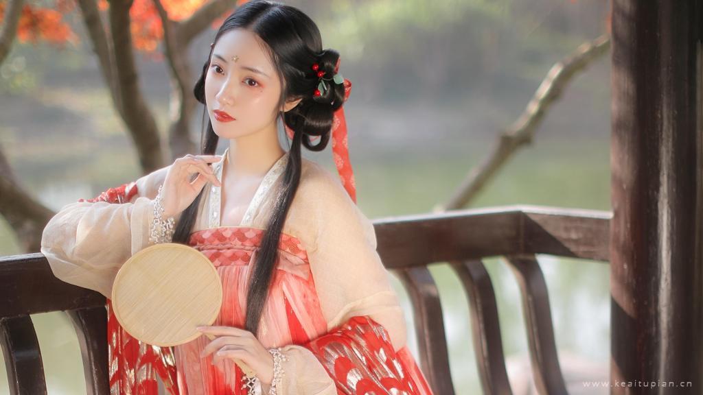 温婉可人的汉服美女典雅韵味古风写真图片