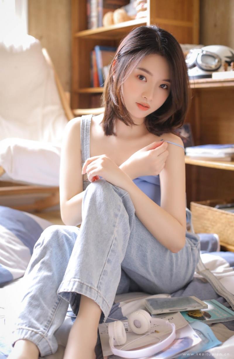 美丽小姐姐长得亭亭玉立清纯写真图片