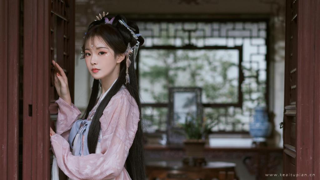 娇嫩美女古韵汉服唯美动人户外写真图片桌面壁纸