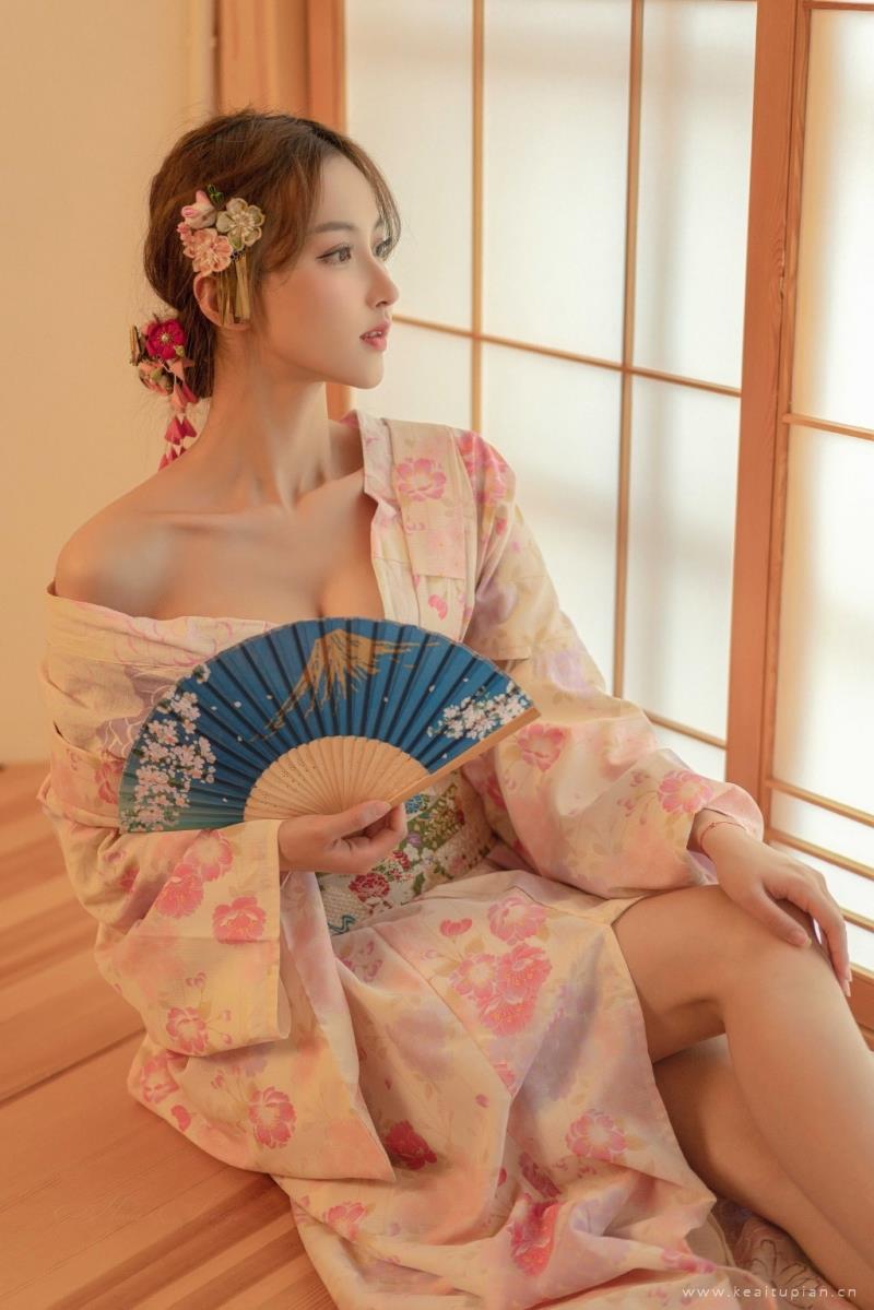 性感美女和服诱惑高清写真图片