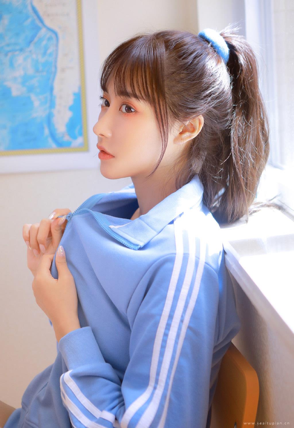 性感白嫩少女私房甜美写真照大全