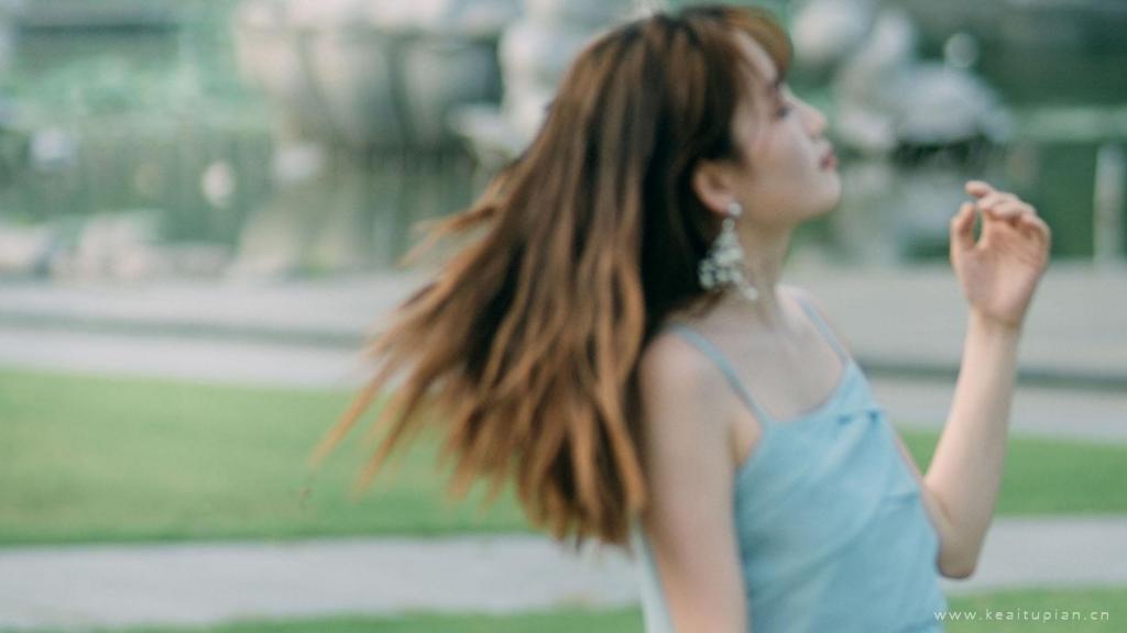 元气女神清新迷人写真图片桌面壁纸