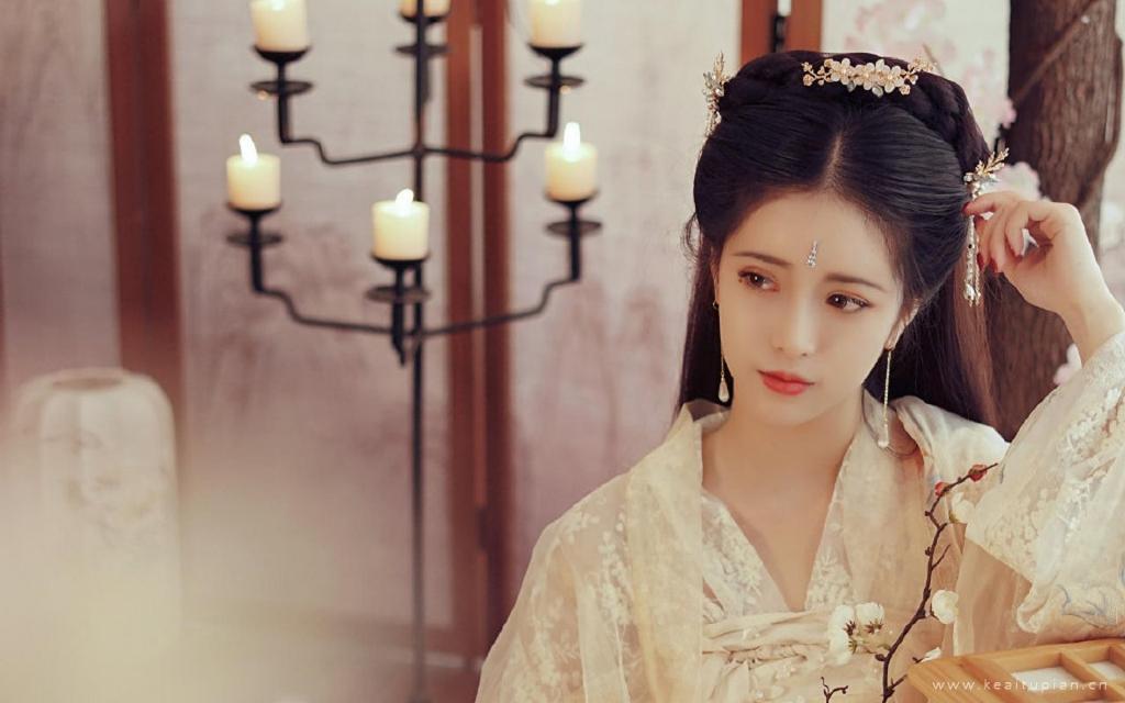 古风美女温柔仙气灵动优雅白皙迷人写真图片桌面壁纸