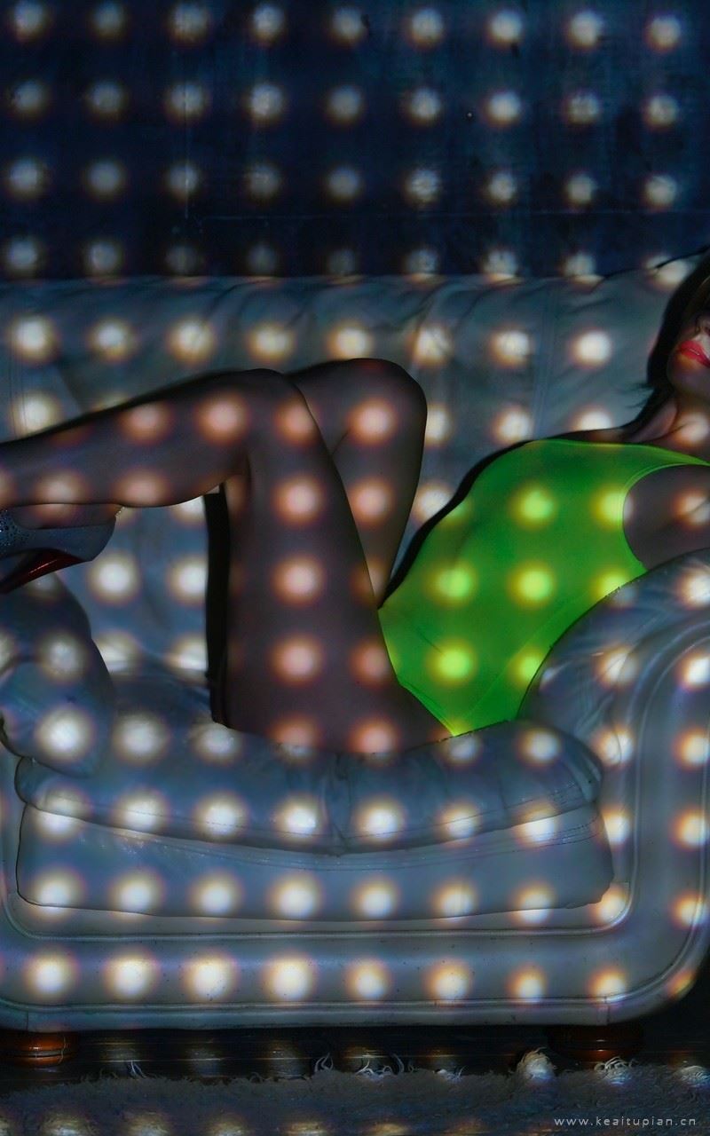 剪影下的欧美女人性感妩媚诱惑手机壁纸图片