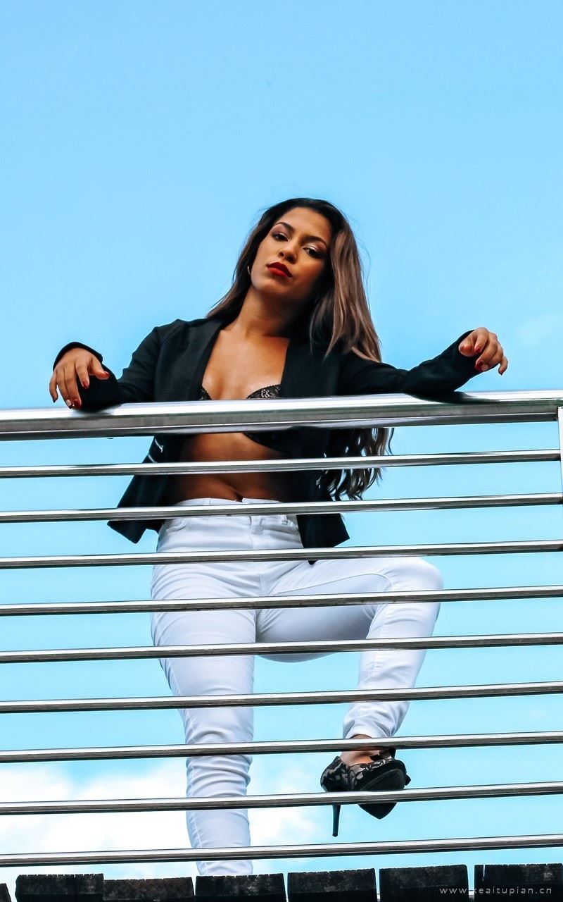 性感欧美美女时尚造型个性写真壁纸图片