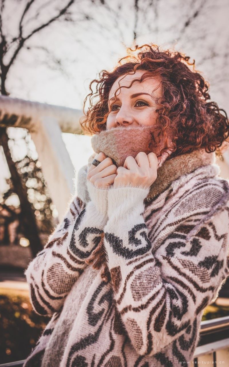 外国美女小姐姐成熟自信高清手机壁纸图片