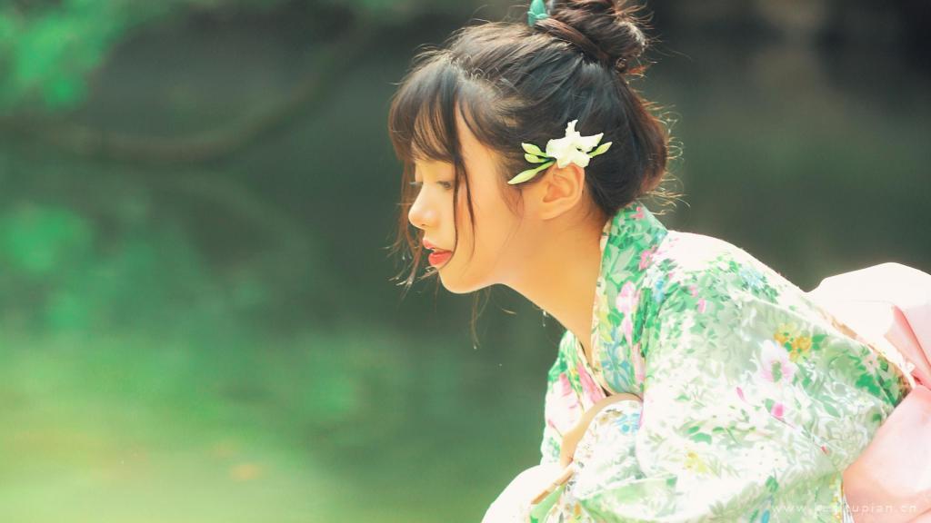 和服小仙女清新唯美写真图片桌面壁纸