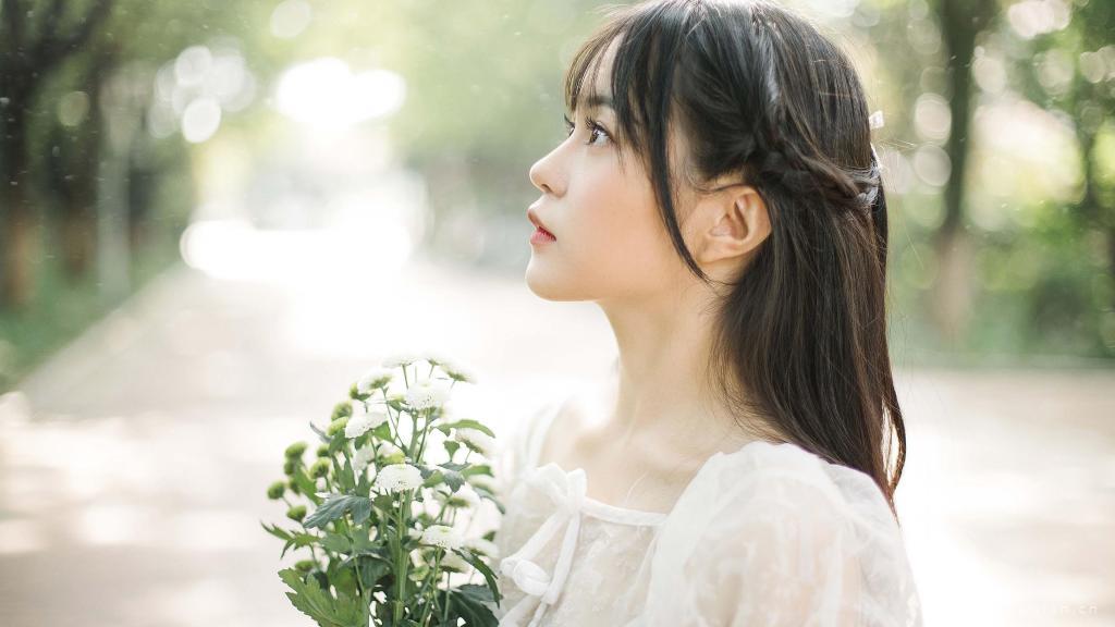 森系白纱裙美女清纯气质魅力写真图片桌面壁纸