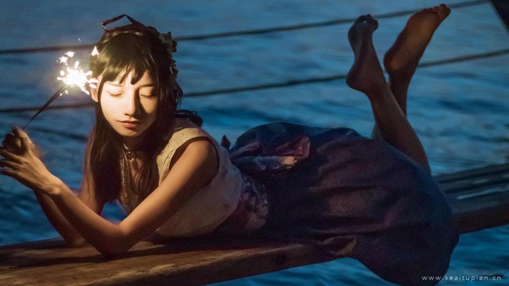 可爱的和风Lolita美少女傍晚海边唯美写真图片壁纸