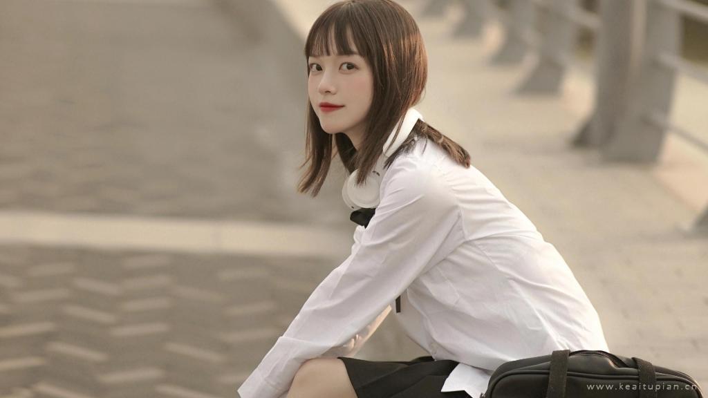 小清新美女气质动人户外唯美写真图片