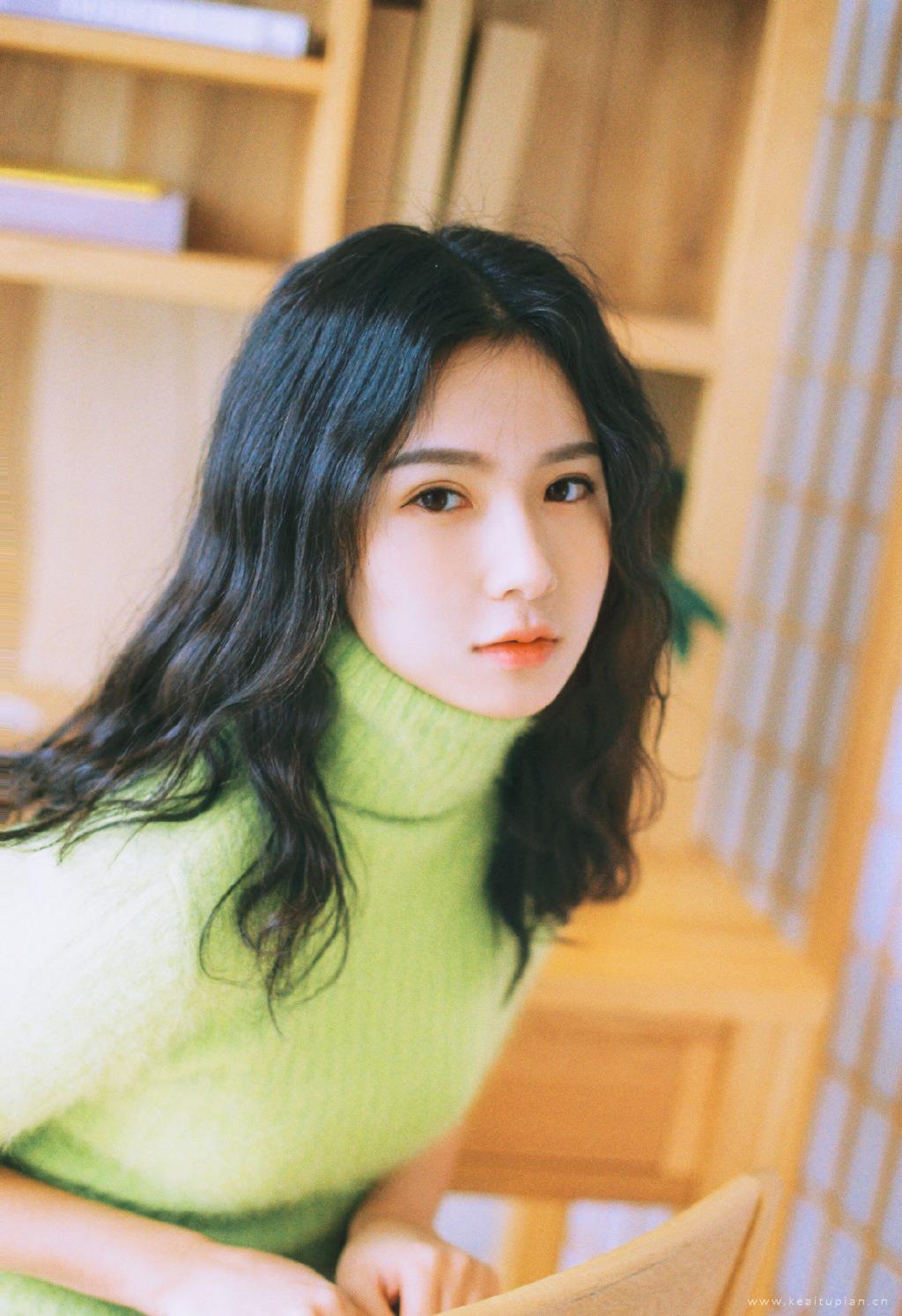 性感撩人清纯文艺气质美女复古写真图片大全