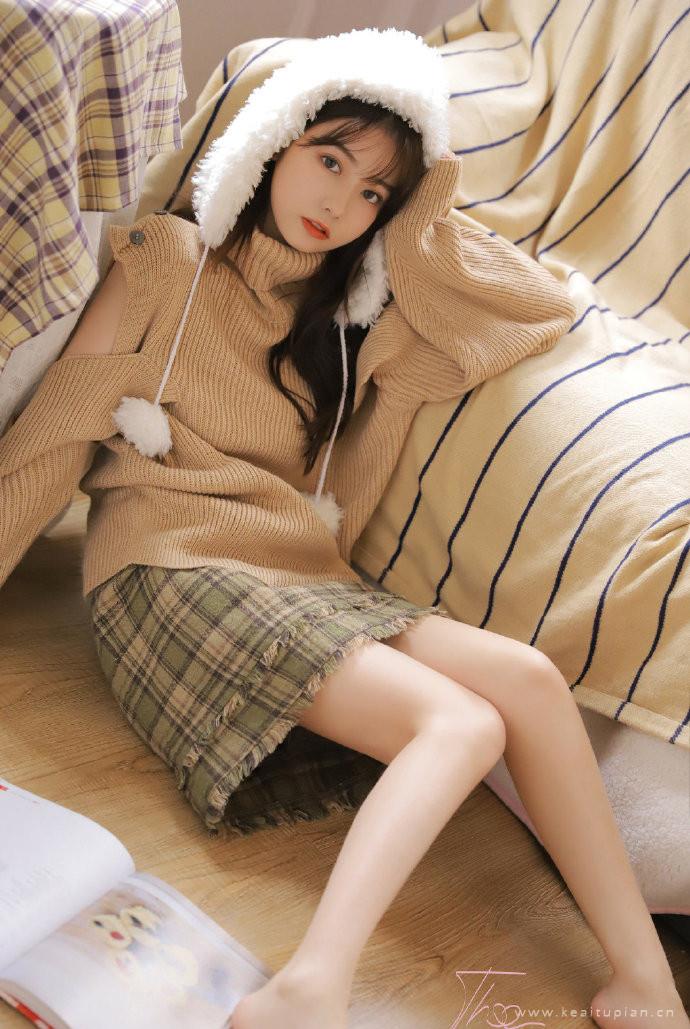 温柔少女短裙写真清纯可爱美女高清壁纸