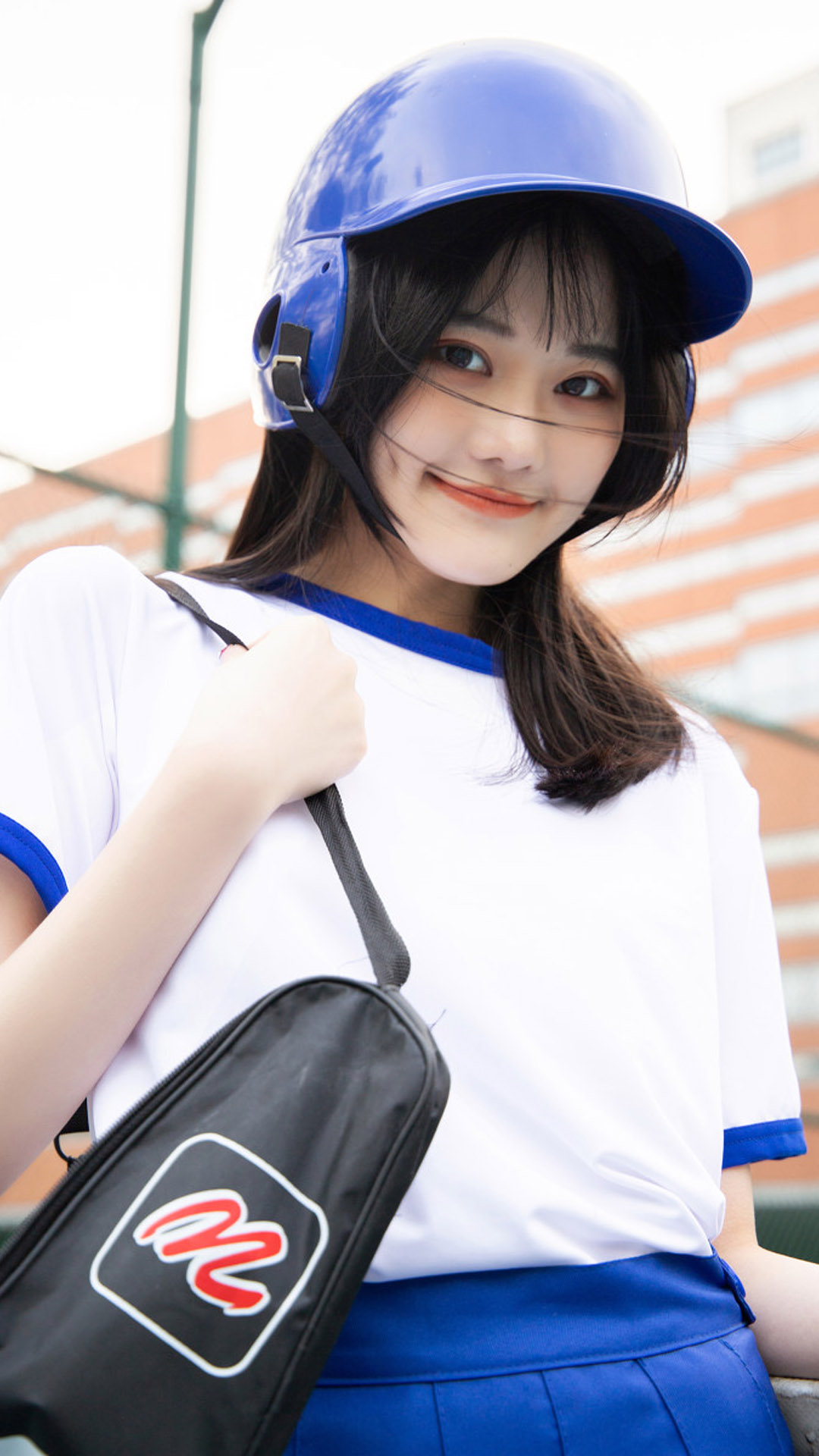 可爱俏皮的棒球美女队员活力四射高清写真图片