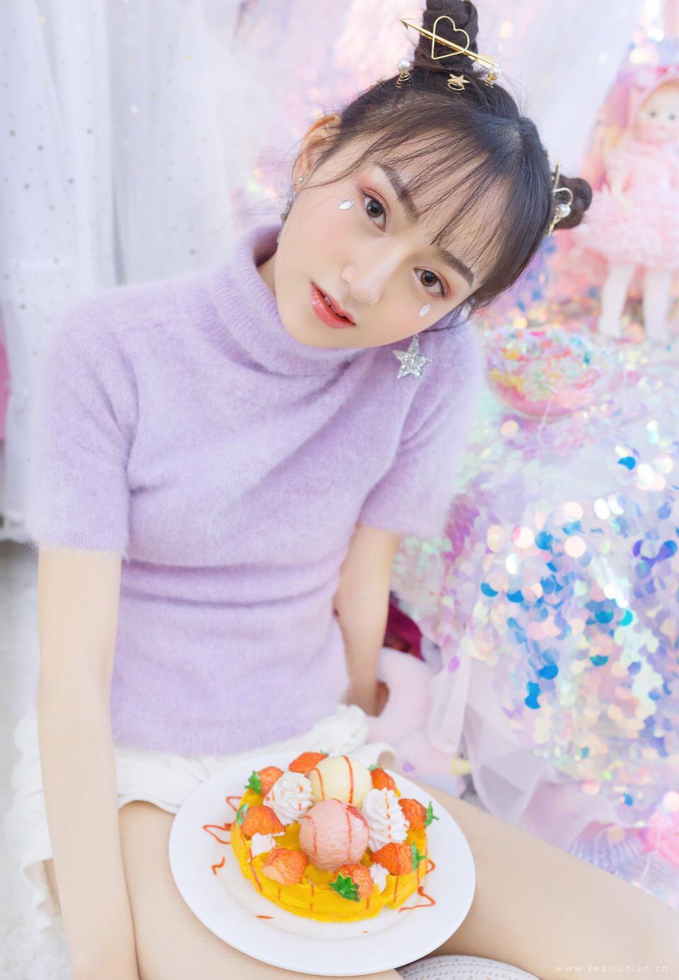 甜味少女丸子头可爱造型个性写真图片