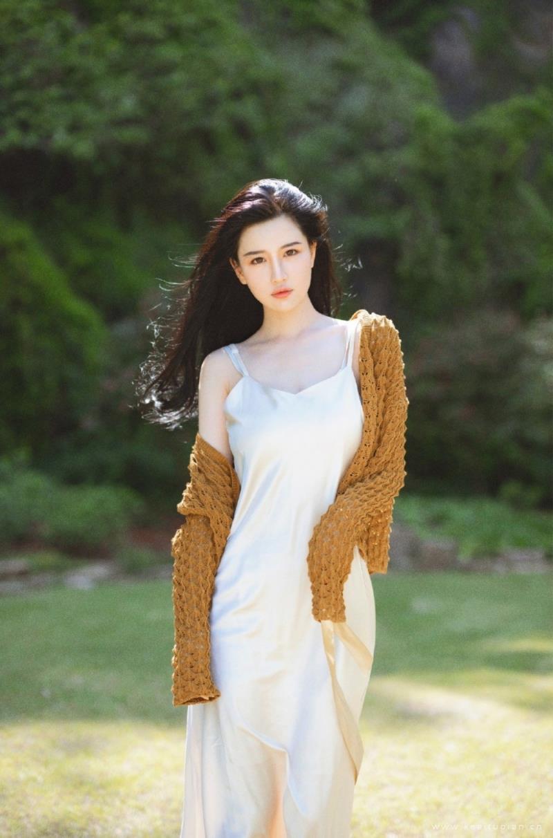 性感森系美女前凸后翘妩媚迷人写真图片大全