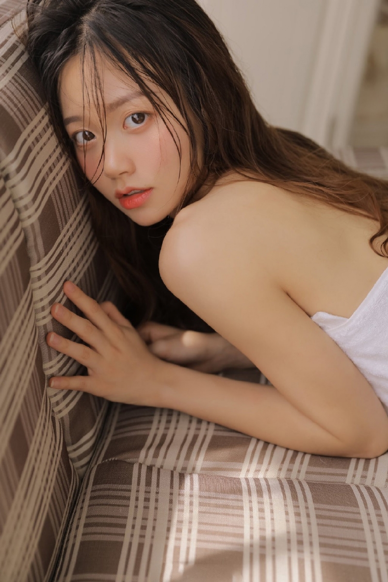 身娇体弱的性感美女最新浴照超美写真壁纸图片