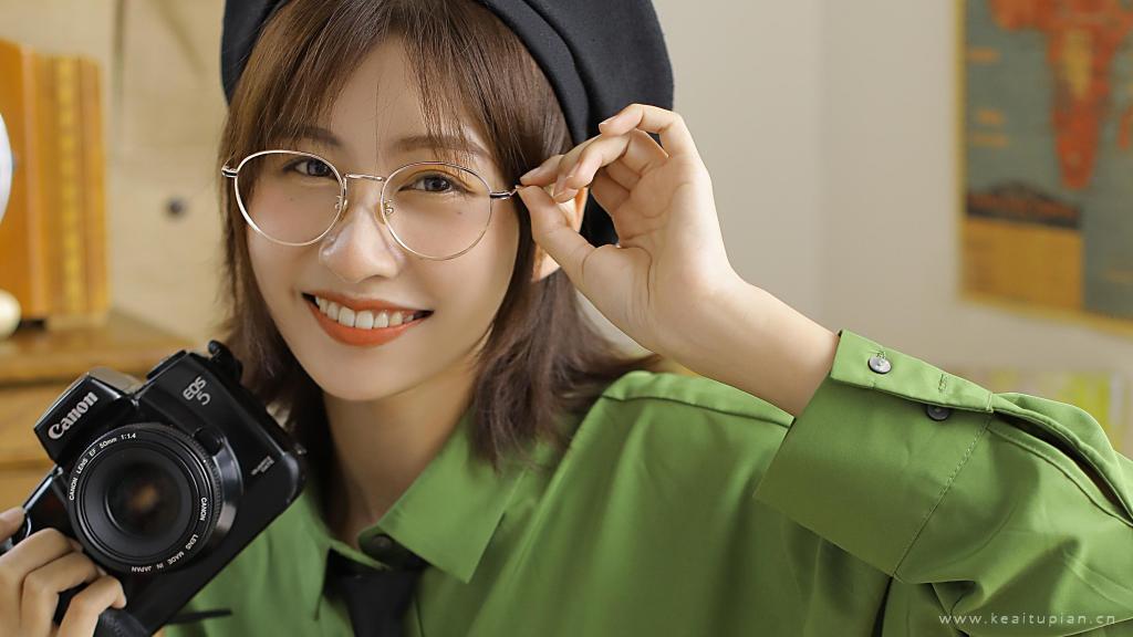 文艺范漂亮美女图片桌面壁纸