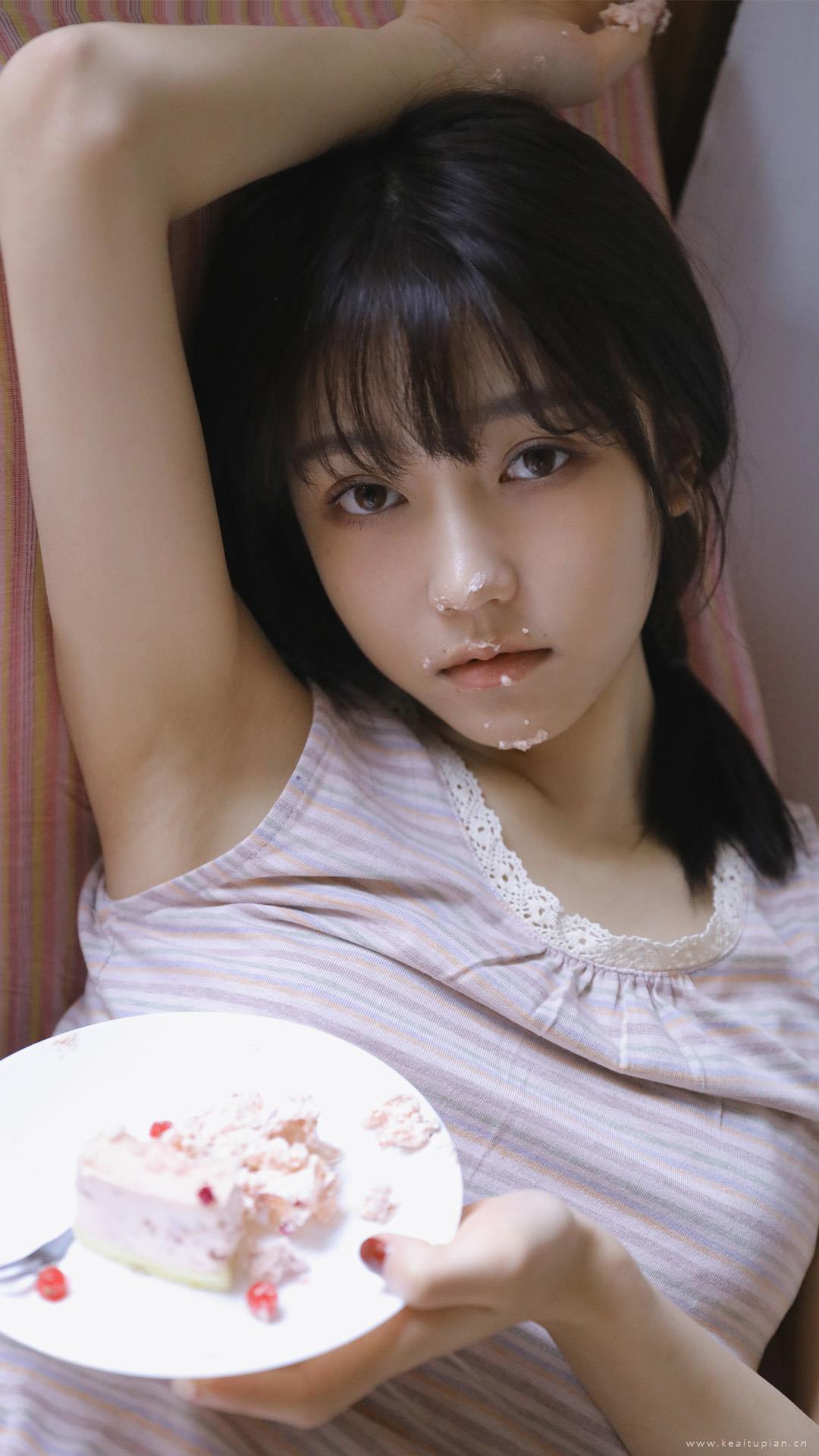 治愈系美女俏皮可爱写真图片