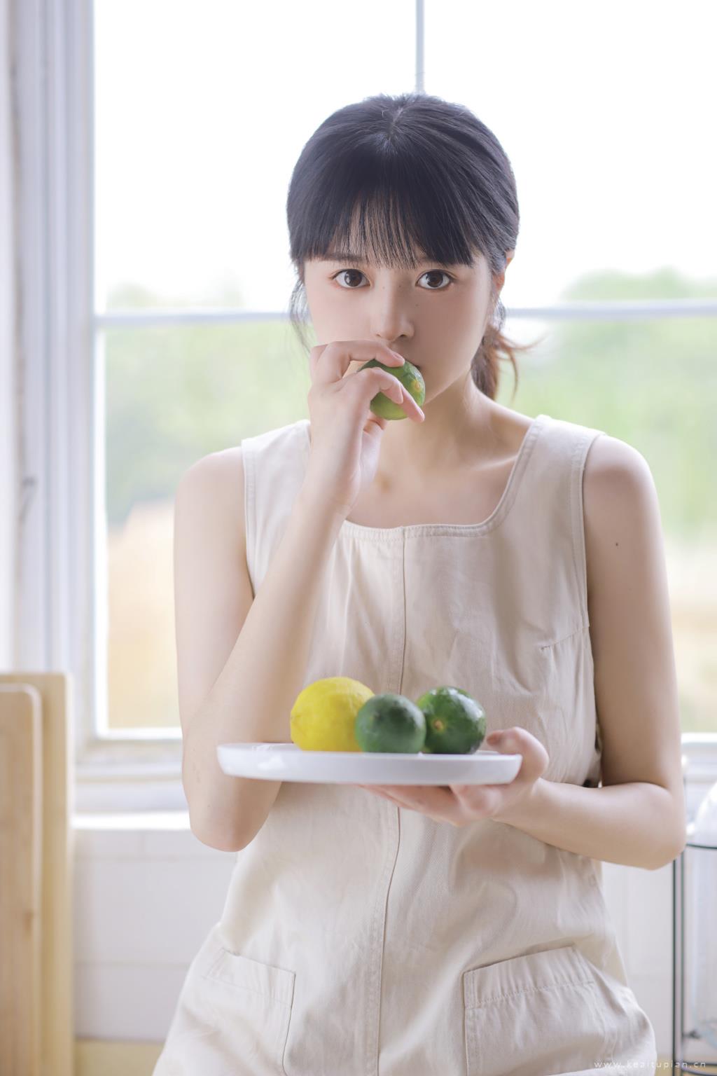 娇小可爱美女高清私房写真壁纸图片大全