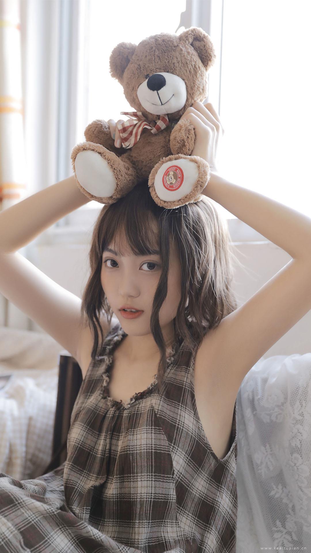 居家美女性感诱人私房写真图片
