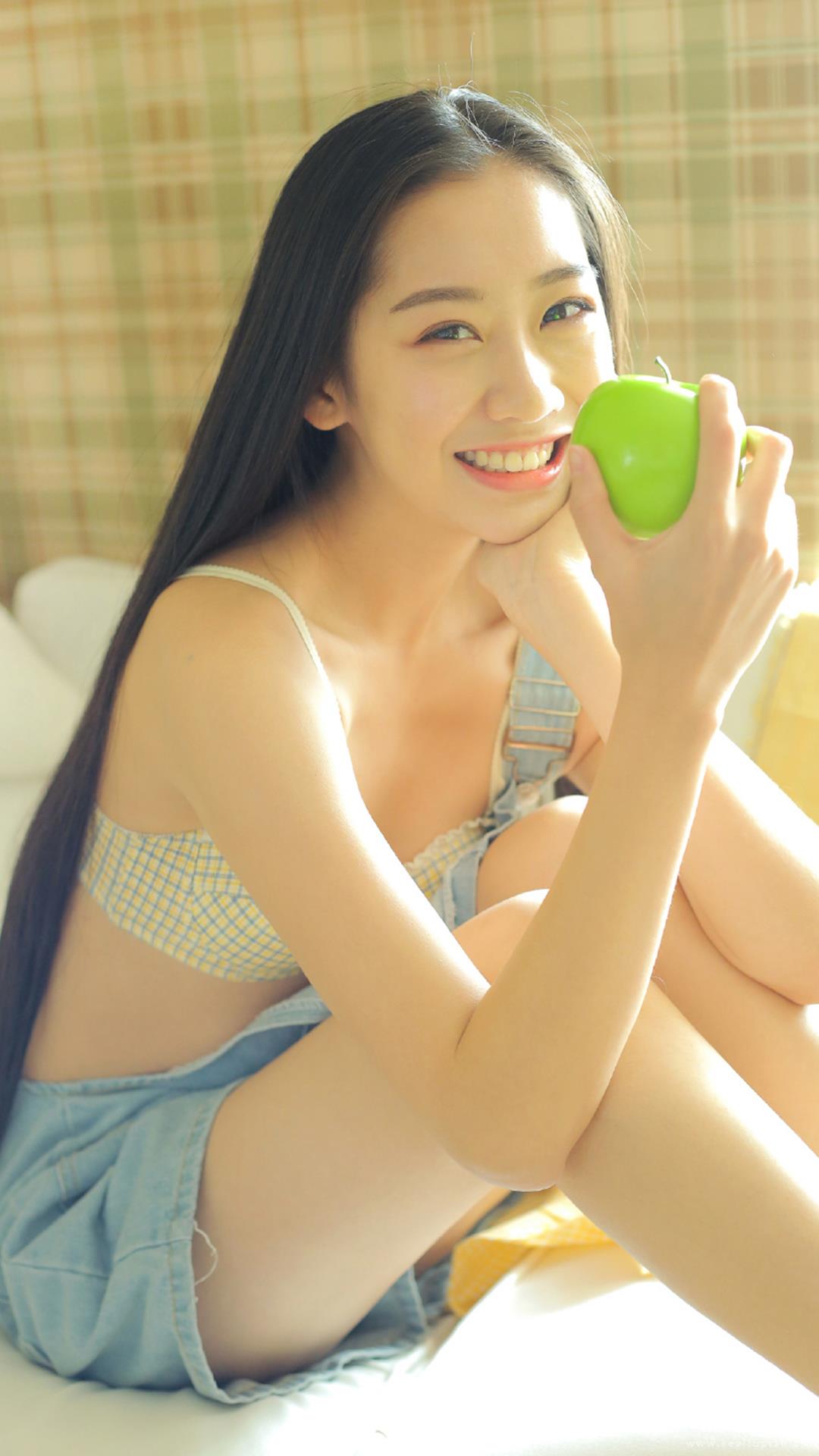 性感内衣美女吊带销魂诱惑写真图片