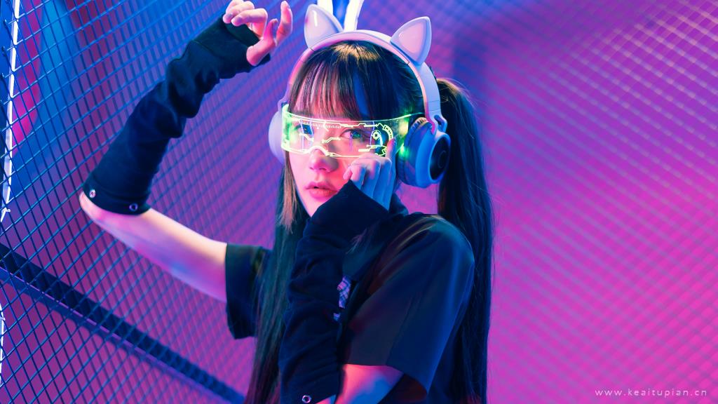 娇小可爱少女炫酷造型高清壁纸写真图片