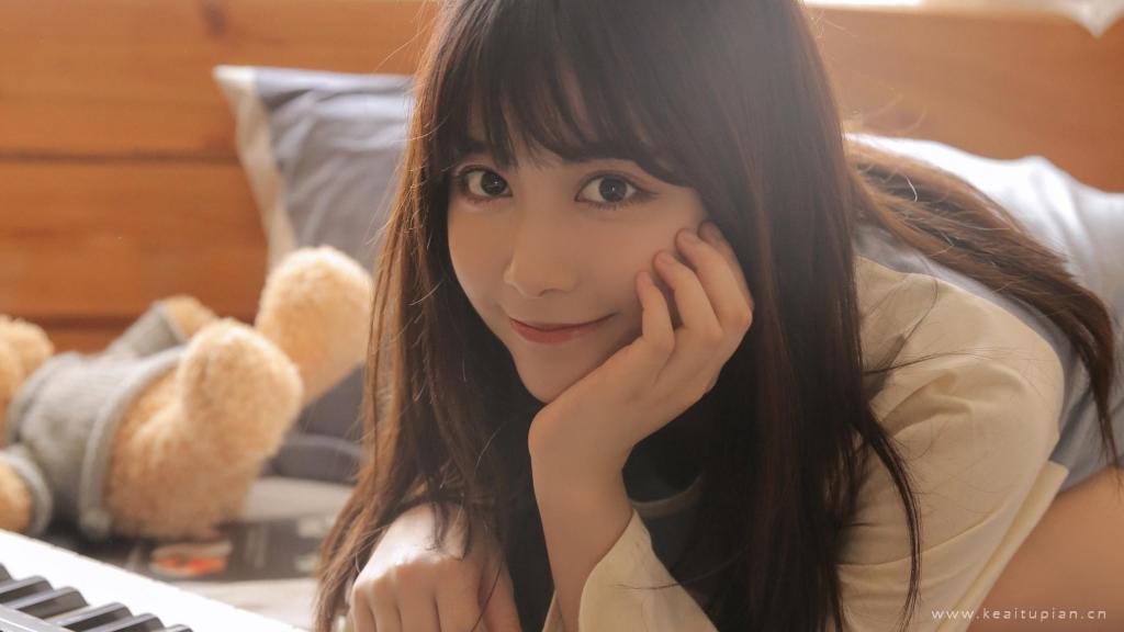 甜美少女元气满满可爱调皮私房照写真高清壁纸