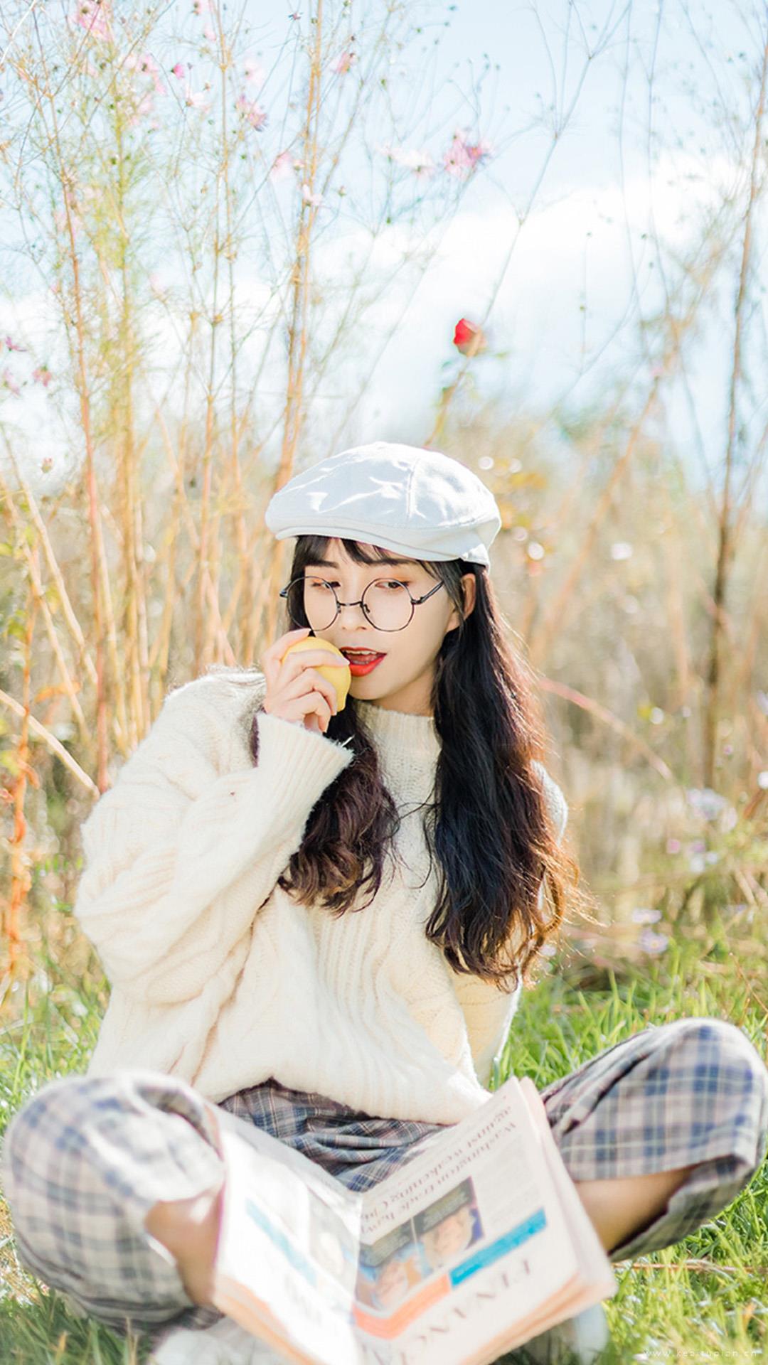 小清新文艺美女户外写真图片