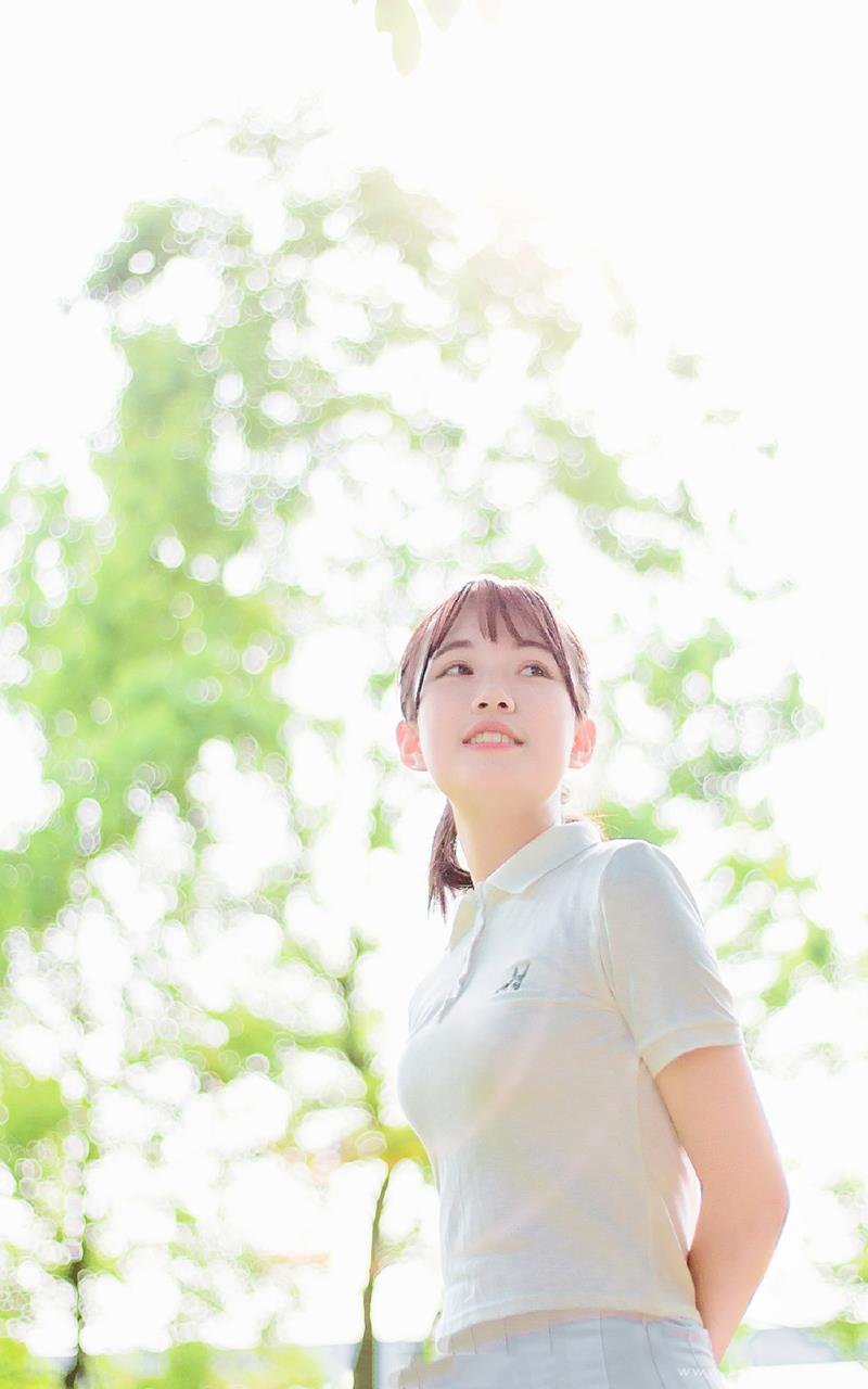 小清新美女性感短裙诱人写真图片