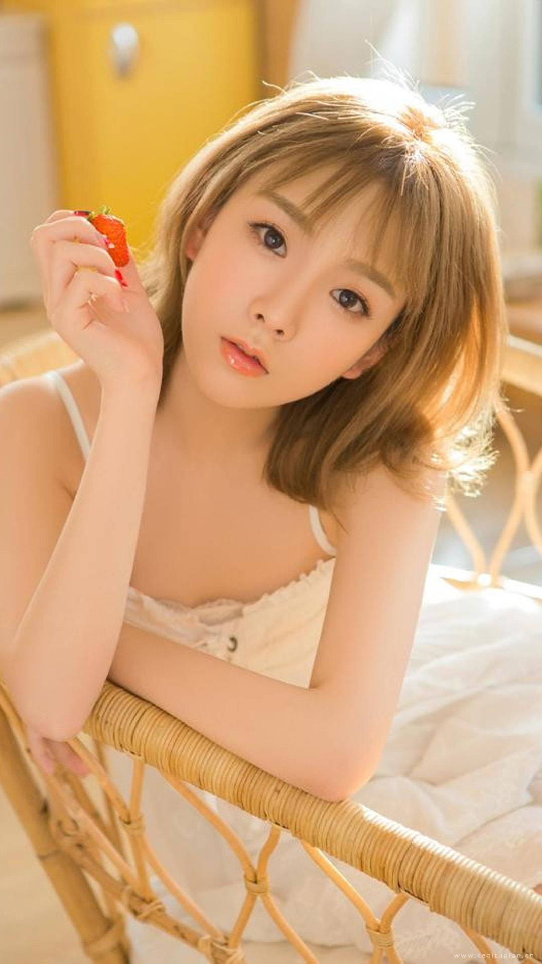 居家清纯性感美女私房诱人写真图片