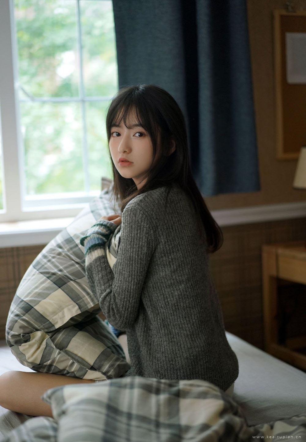 身材曼妙的气质美女高清私房照写真