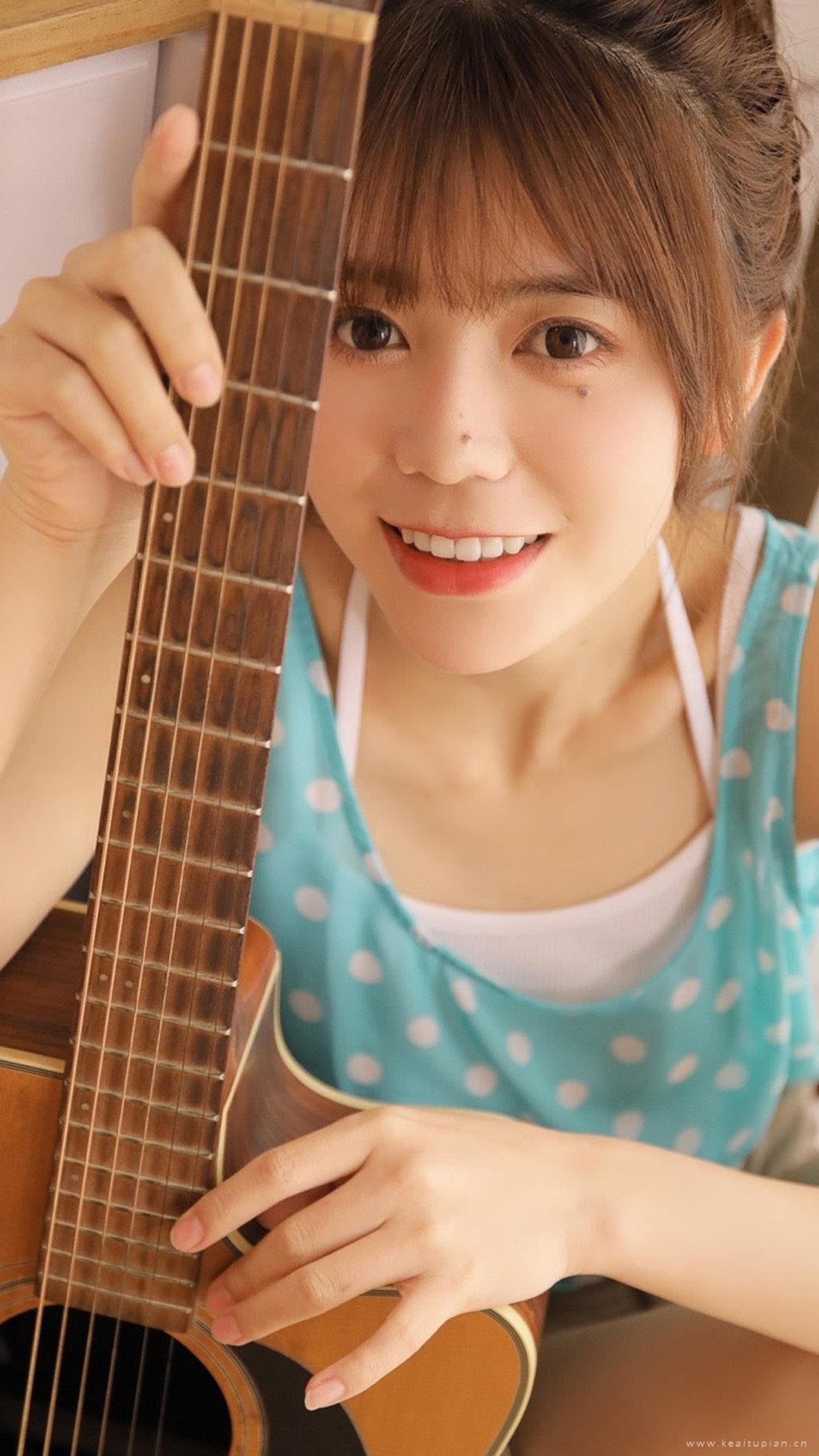 清纯居家美女养眼性感写真图片