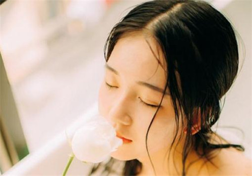 凄凉伤感图片女生不带字