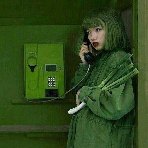 绿色系女生头像 穿绿色衣服的女生头像图片大全集