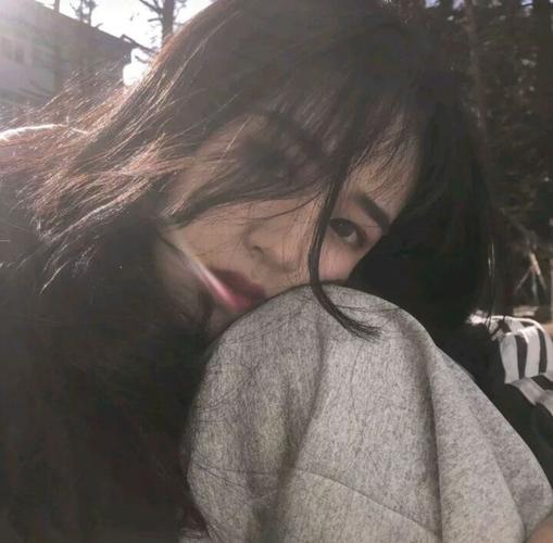 让男生心动的女生头像 女生一看就心动的男生头像真人