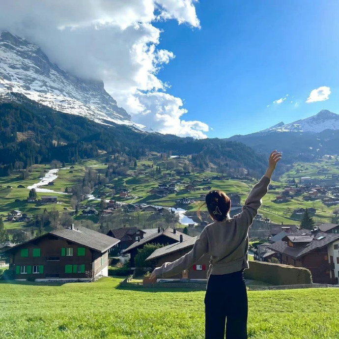 氛围感十足的真人女生头像INS高级质感