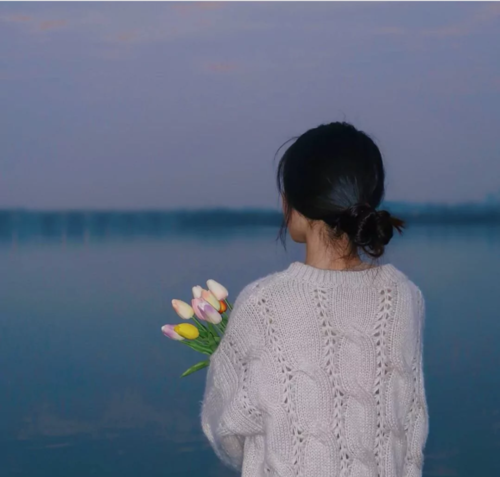 美女头像图片唯美气质背影 女头像唯美有气质图片背影